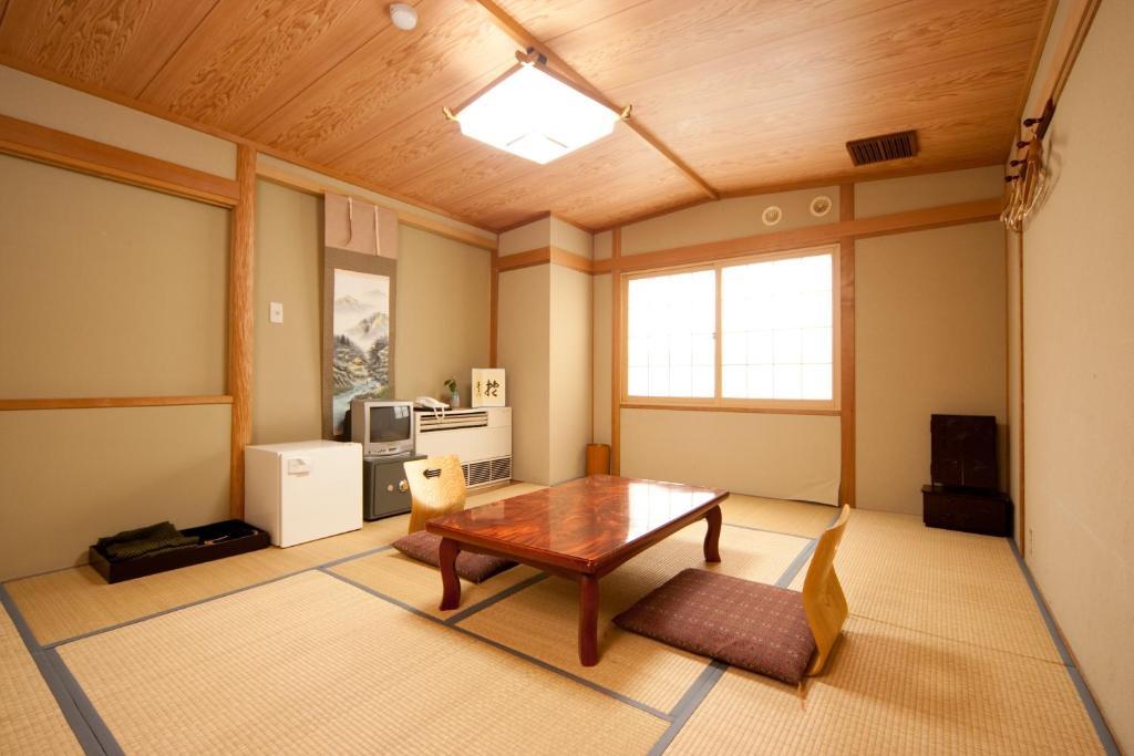 Hotel Yudanaka Яманути Экстерьер фото